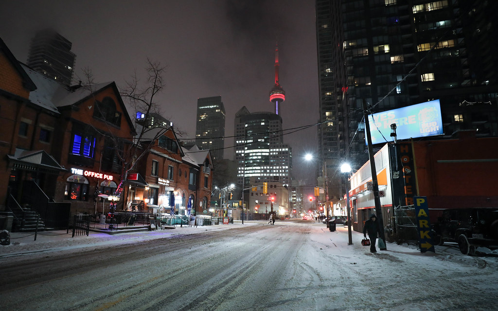 Best Things to Do in Toronto in Winter: Top Attractions & Experiences for a Magical Season