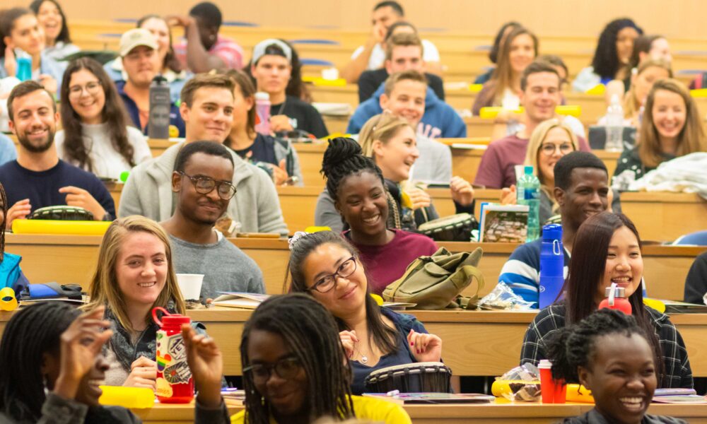 How to Choose the Best University Abroad: Your Complete 2025 Decision-Making Guide