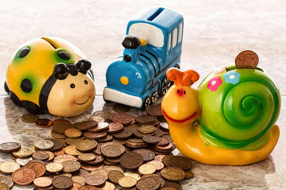 Mastering Money Lessons: How to Teach Kids About Money with Tools, Games, and Smart Strategies