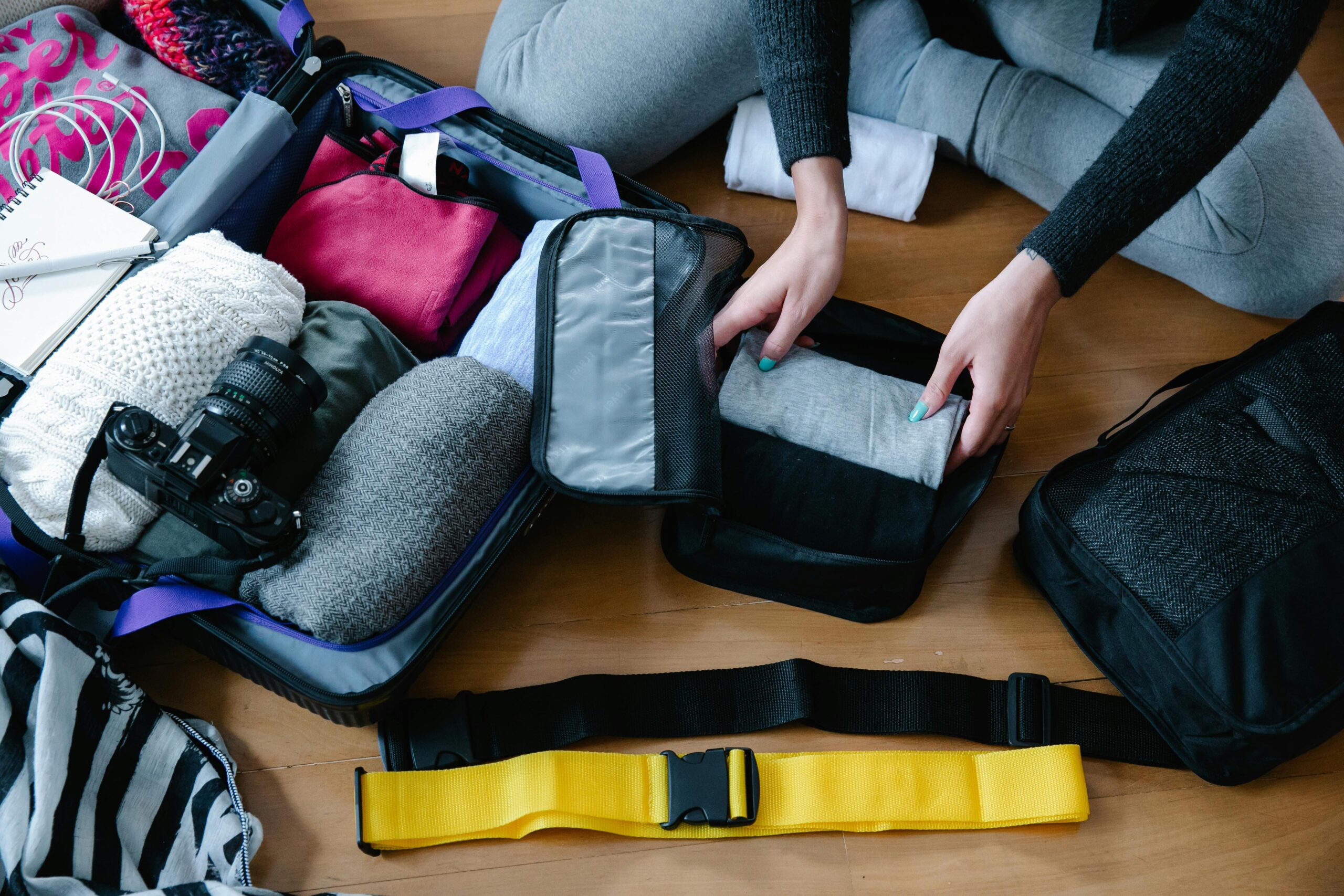 Packing Like a Pro: Minimalist & Smart Packing Hacks for Effortless Travel